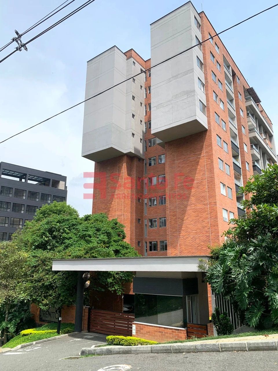 Apartamento en arriendo Antioquia Medellín El Esmeraldal 70 m2 Habitaciones 2 Baños 2 Garajes 2 Precio $3600000