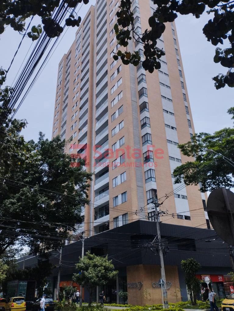 Oficina en arriendo Antioquia Medellín Cuarta Brigada 27 m2 Habitaciones 0 Baños 1 Garajes 1 Precio $4000000