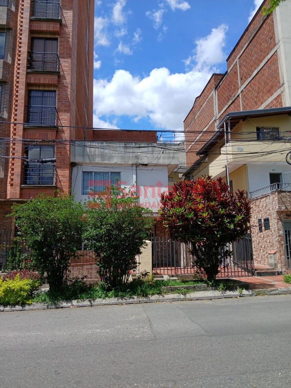 Apartamento en arriendo Antioquia Medellín La Floresta 27 m2 Habitaciones 1 Baños 1 Garajes 0 Precio $1500000
