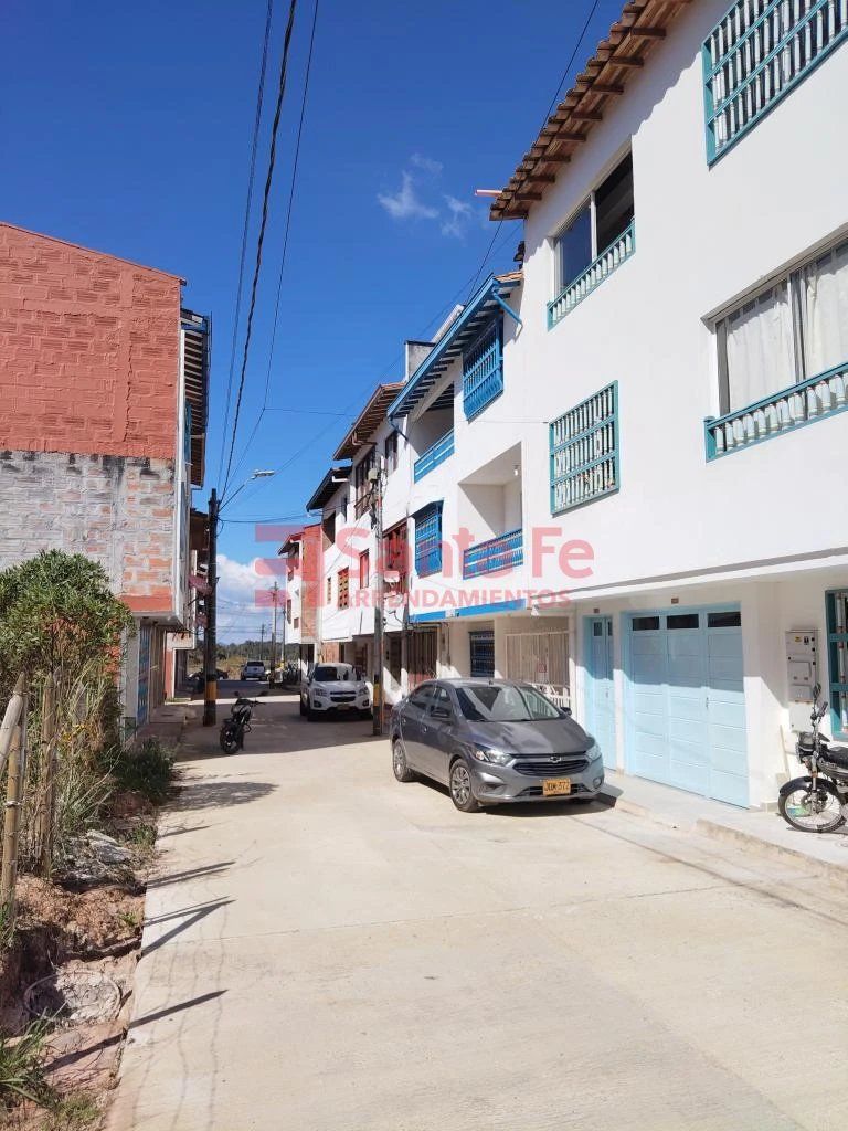 Casa en arriendo Antioquia Guatape Guatape 205 m2 Habitaciones 3 Baños 4 Garajes 1 Precio $3500000