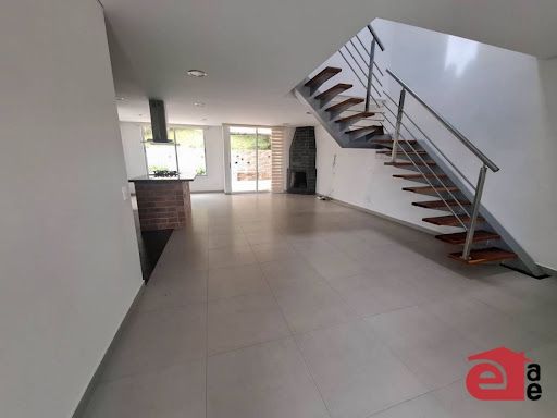 Casa en venta Antioquia El Retiro El Retiro 150 m2 Habitaciones 3 Baños 3 Garajes 2 Precio $1150000000