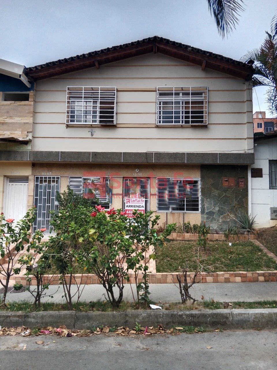 Casa en arriendo Antioquia Medellín La America 115 m2 Habitaciones 4 Baños 2 Garajes 0 Precio $2900000