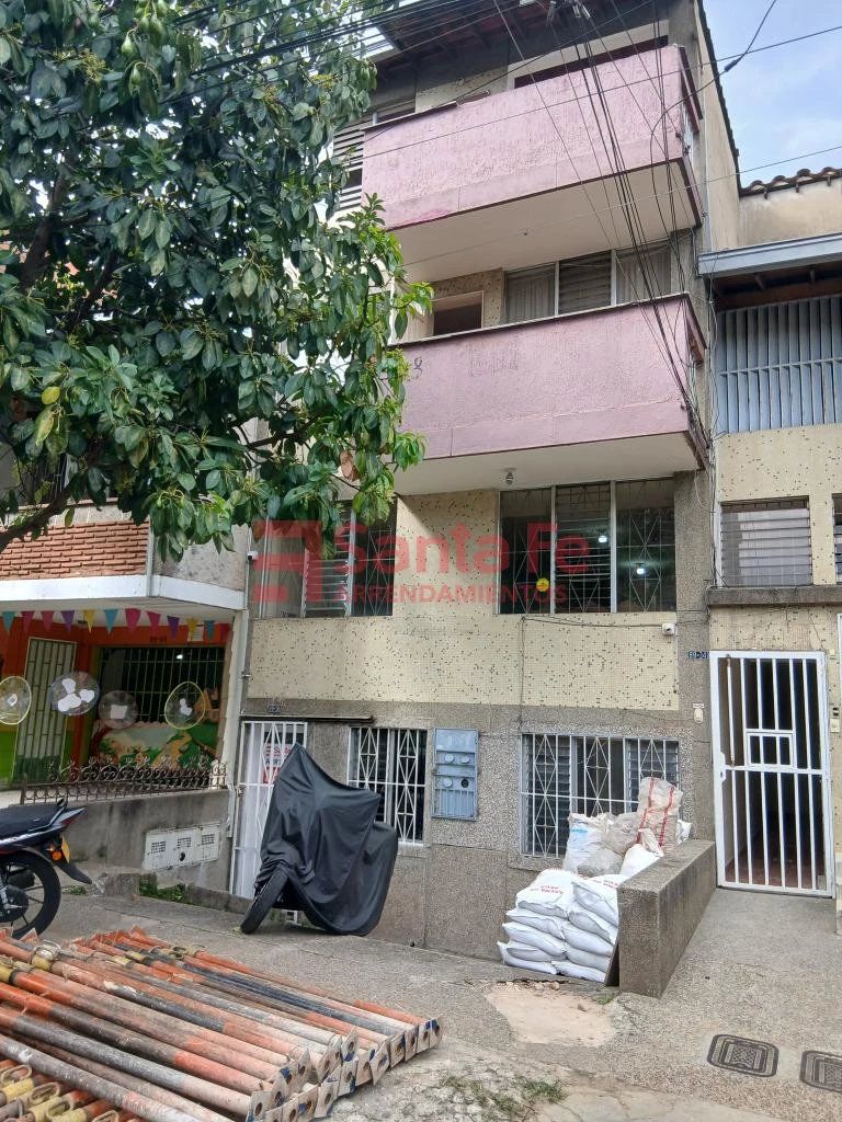 Local en arriendo Antioquia Medellín La America 40 m2 Habitaciones 0 Baños 1 Garajes 0 Precio $2000000