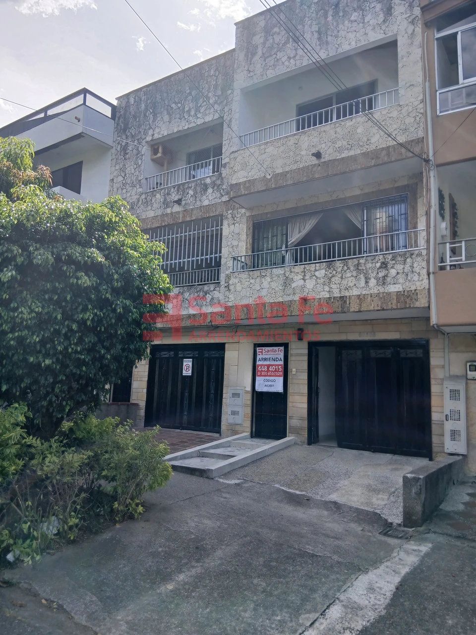 Casa en arriendo Antioquia Medellín Lorena 350 m2 Habitaciones 5 Baños 3 Garajes 1 Precio $5500000
