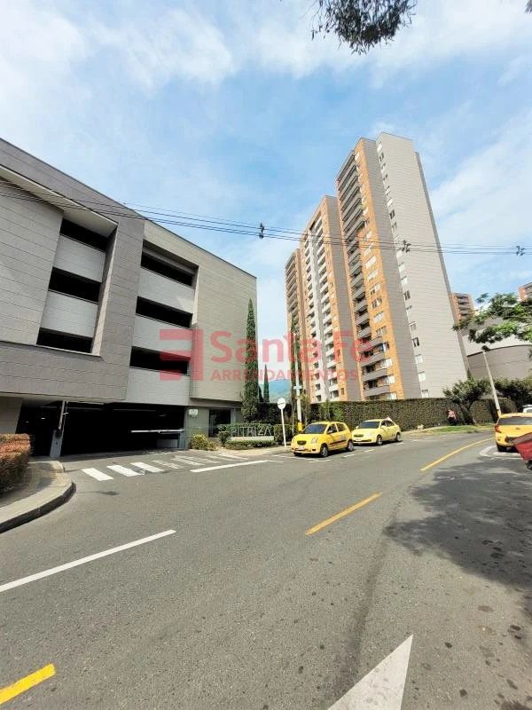 Apartamento en arriendo Antioquia Medellín Las Brisas 63 m2 Habitaciones 3 Baños 2 Garajes 1 Precio $2700000