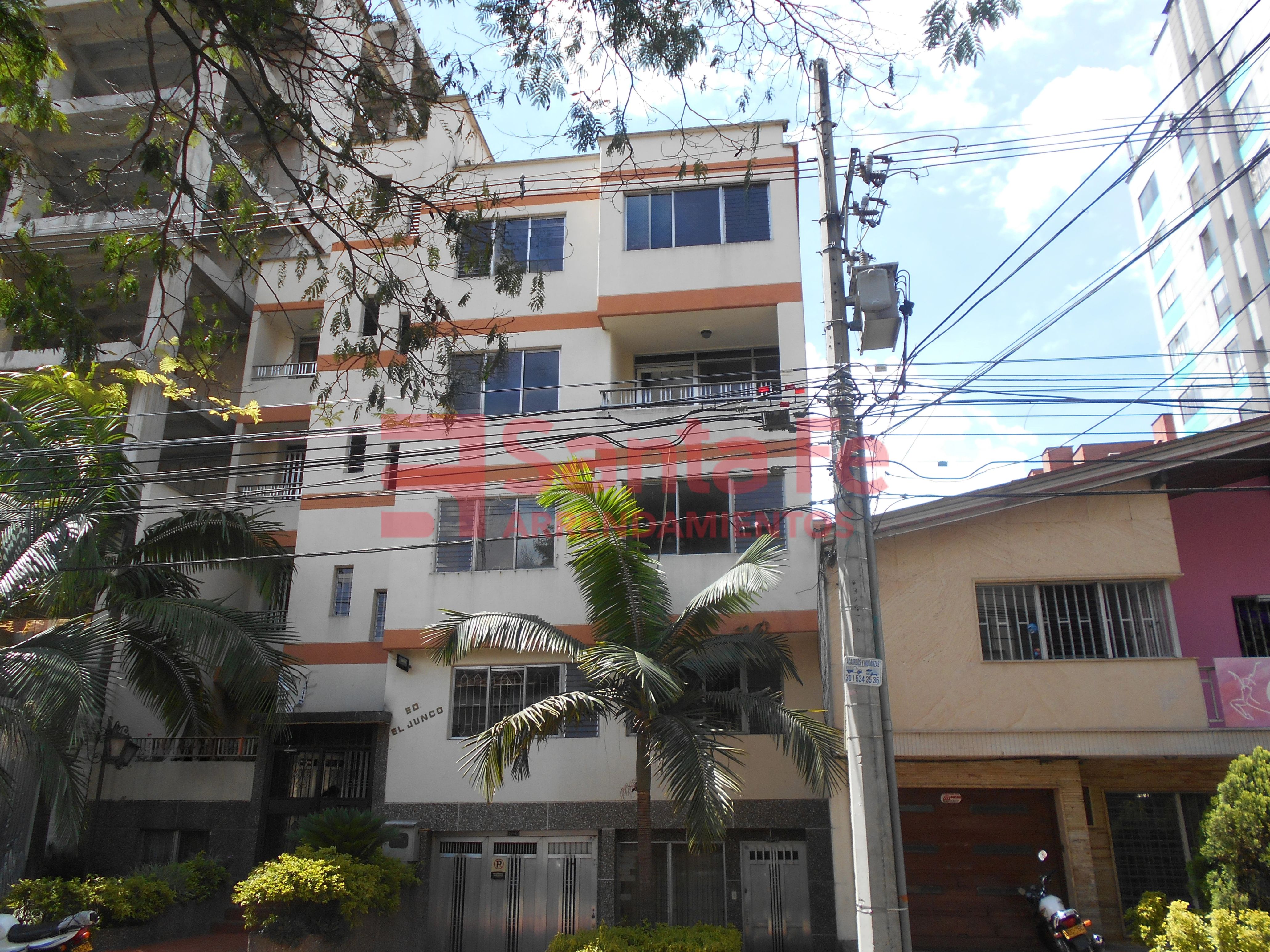 Apartamento en arriendo Antioquia Medellín Laureles 160 m2 Habitaciones 4 Baños 4 Garajes 1 Precio $3800000
