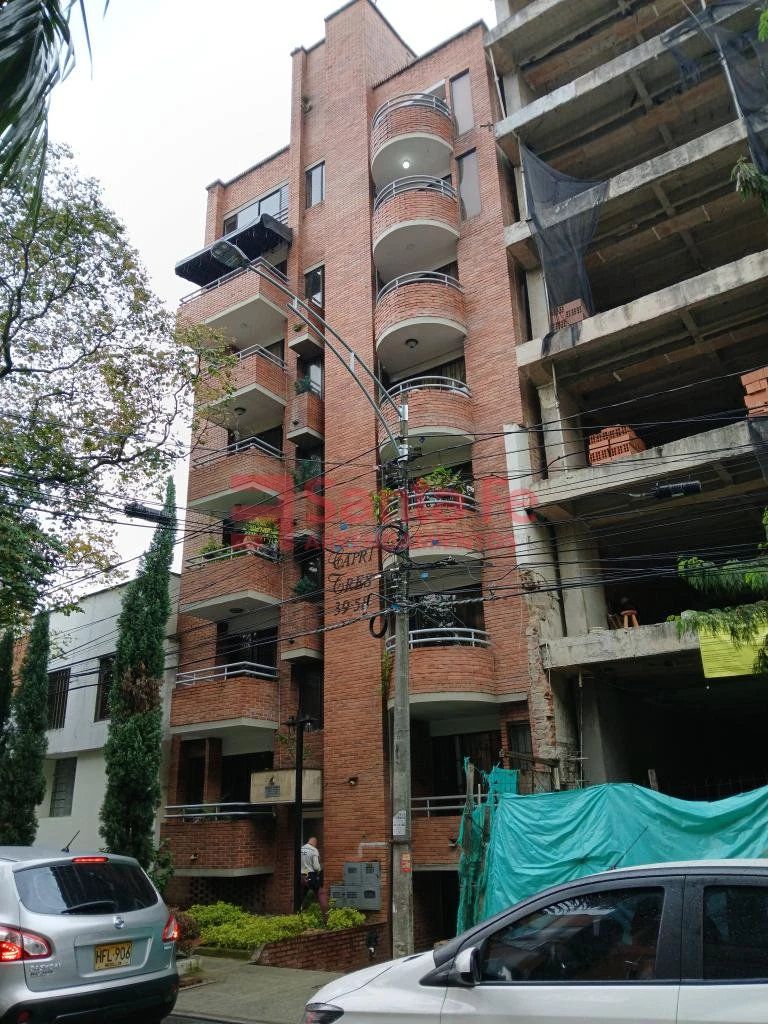 Apartamento en arriendo Antioquia Medellín Lorena 190 m2 Habitaciones 6 Baños 5 Garajes 1 Precio $10000000