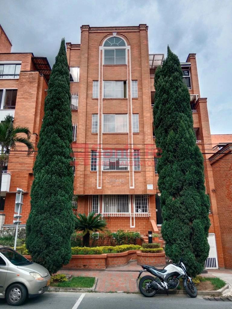 Apartamento en arriendo Antioquia Medellín Laureles 122 m2 Habitaciones 4 Baños 3 Garajes 1 Precio $3550000