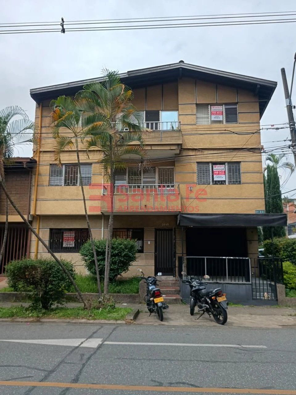 Apartamento en arriendo Antioquia Medellín Las Acacias 150 m2 Habitaciones 5 Baños 3 Garajes 0 Precio $3500000