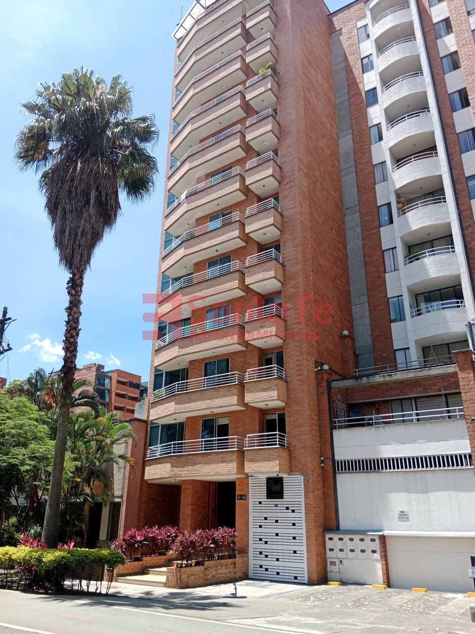 Apartamento en arriendo Antioquia Medellín Lorena 88 m2 Habitaciones 3 Baños 2 Garajes 1 Precio $4300000