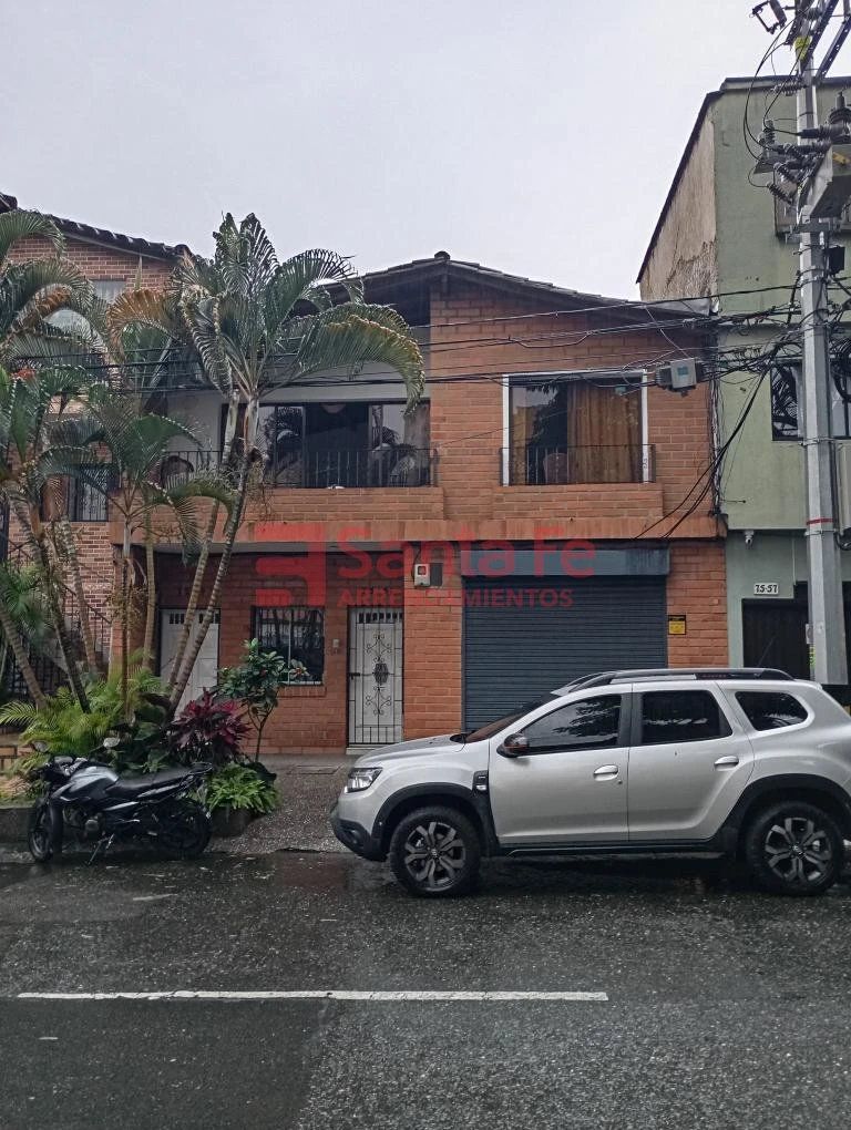 Casa en arriendo Antioquia Medellín Lorena 300 m2 Habitaciones 5 Baños 4 Garajes 0 Precio $11400000