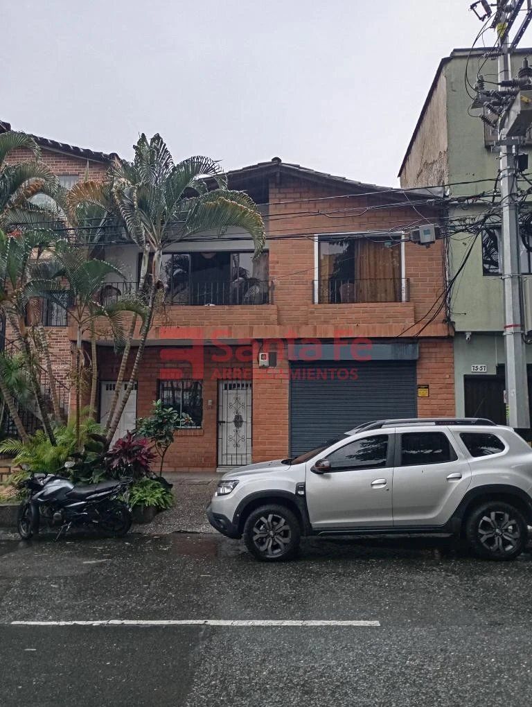 Casa en arriendo Antioquia Medellín Lorena 300 m2 Habitaciones 5 Baños 4 Garajes 0 Precio $11400000