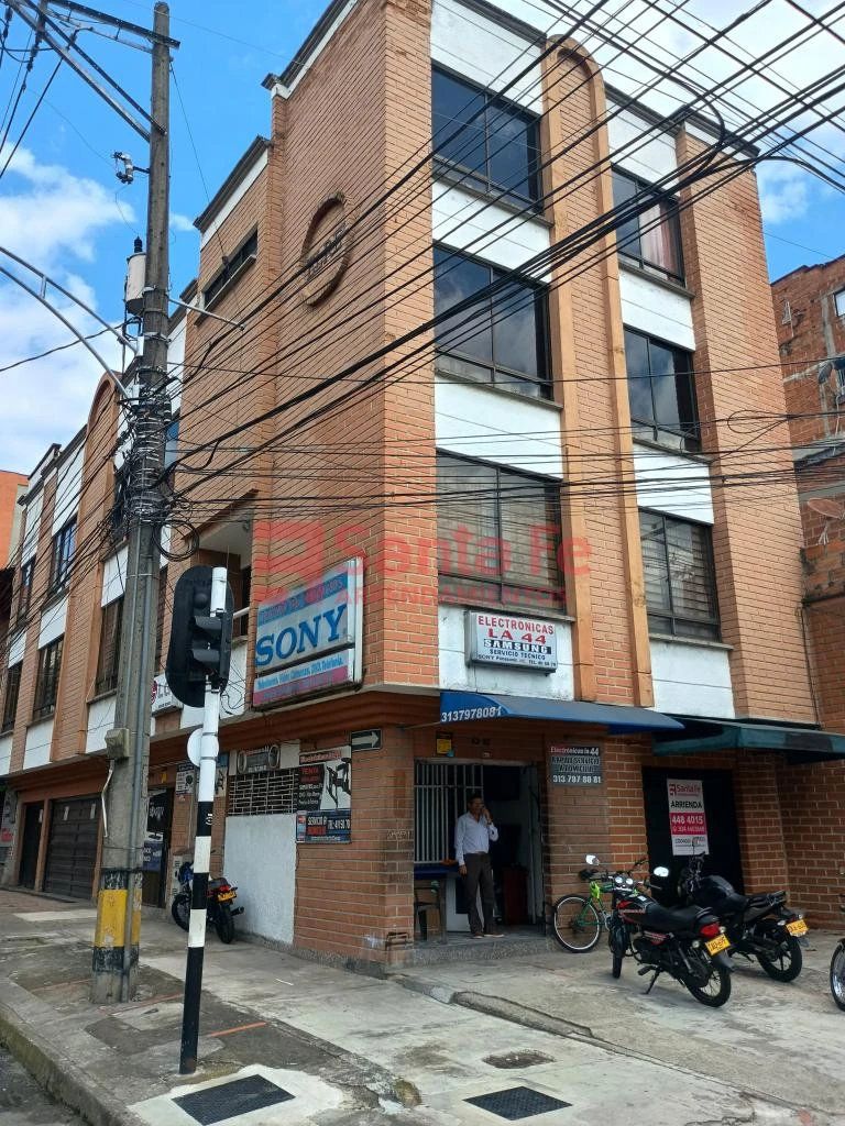 Local en arriendo Antioquia Medellín Lorena 30 m2 Habitaciones 0 Baños 1 Garajes 0 Precio $2400000