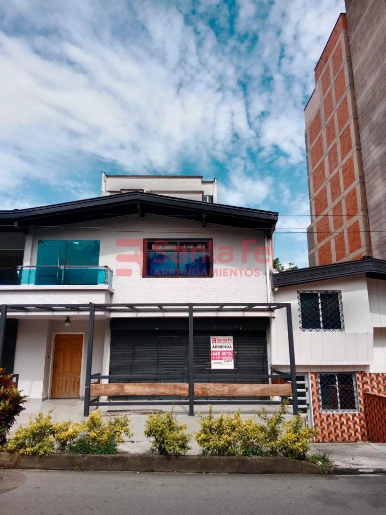 Local en arriendo Antioquia Medellín Rosales 40 m2 Habitaciones 0 Baños 1 Garajes 0 Precio $3500000