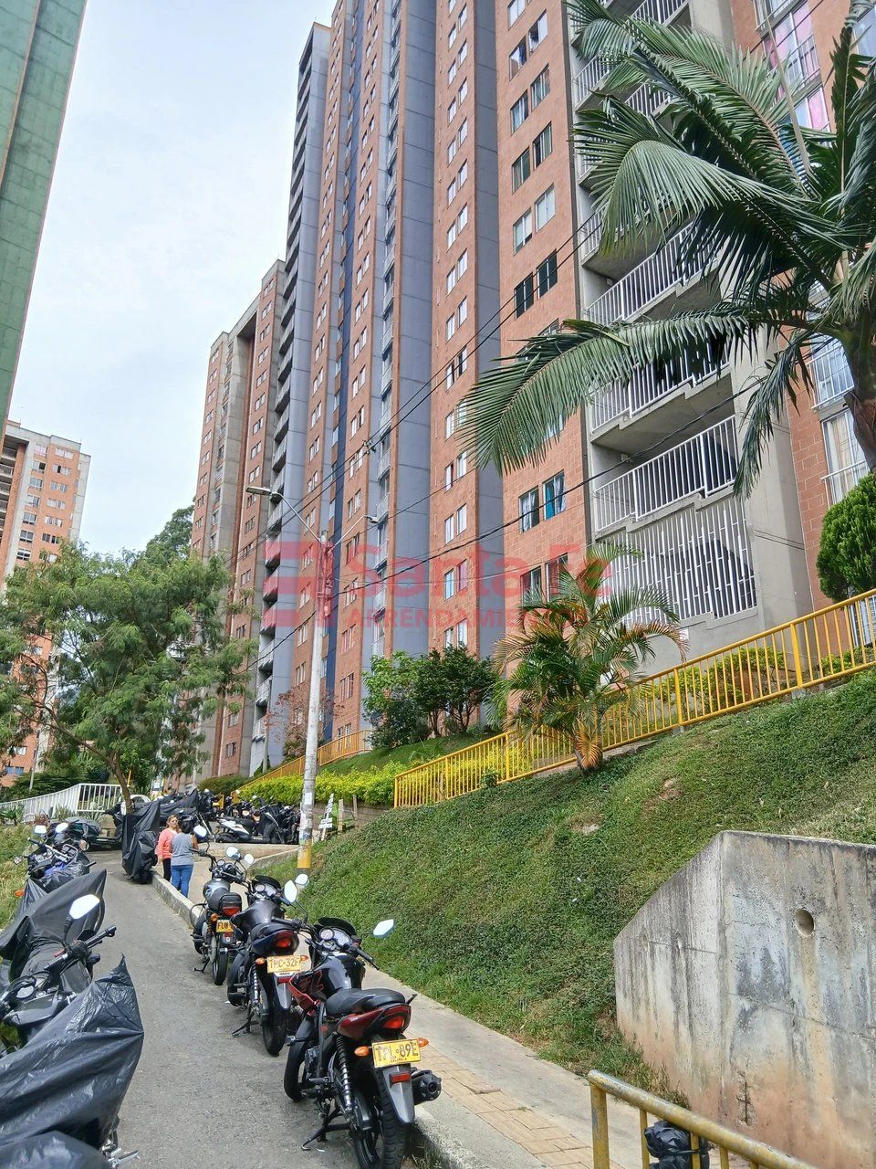 Apartamento en arriendo Antioquia Medellín Asomadera No3 37 m2 Habitaciones 2 Baños 1 Garajes 0 Precio $1300000