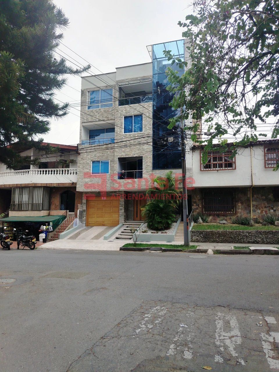 Apartamento en arriendo Antioquia Medellín Los Colores 65 m2 Habitaciones 2 Baños 2 Garajes 0 Precio $2900000