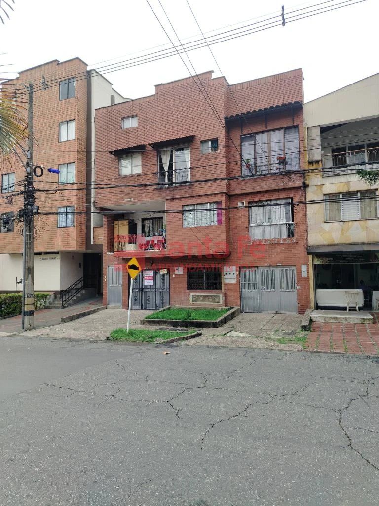 Casa en arriendo Antioquia Medellín Rosales 150 m2 Habitaciones 4 Baños 2 Garajes 1 Precio $5200000