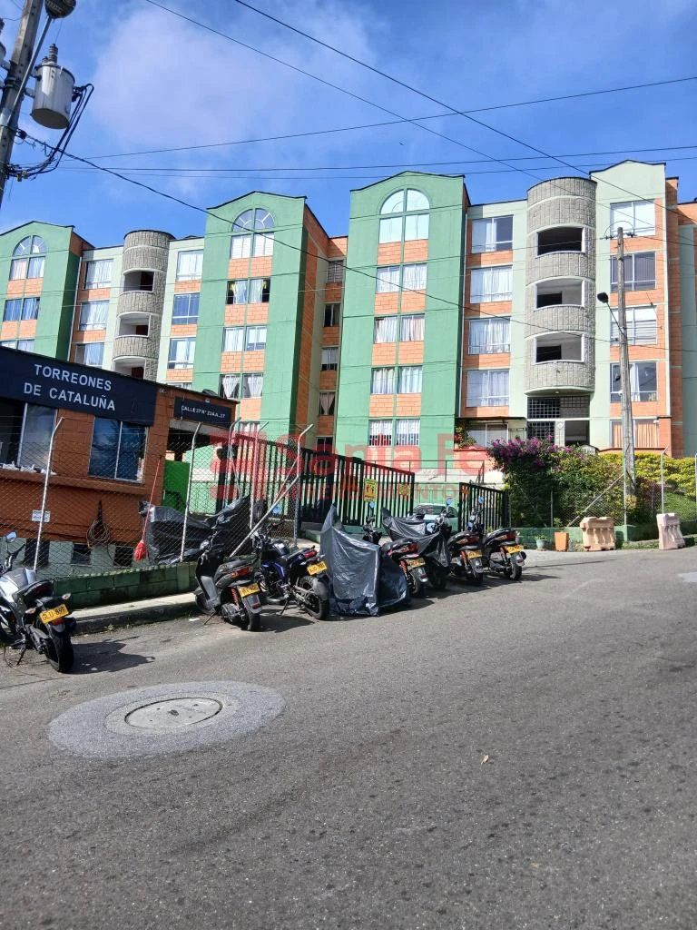 Apartamento en arriendo Antioquia Medellín Cataluña 64 m2 Habitaciones 3 Baños 2 Garajes 0 Precio $2100000