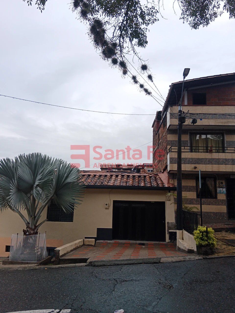 Casa en arriendo Antioquia Medellín La Milagrosa 40 m2 Habitaciones 1 Baños 1 Garajes 0 Precio $1450000