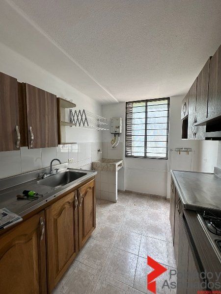 Apartamento en arriendo Antioquia Envigado Torres De Santa Barbara 79 m2 Habitaciones 4 Baños 2 Garajes 1 Precio $3500000