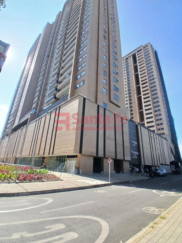 Apartamento en arriendo Antioquia Medellín Simesa 116 m2 Habitaciones 3 Baños 3 Garajes 2 Precio $7500000