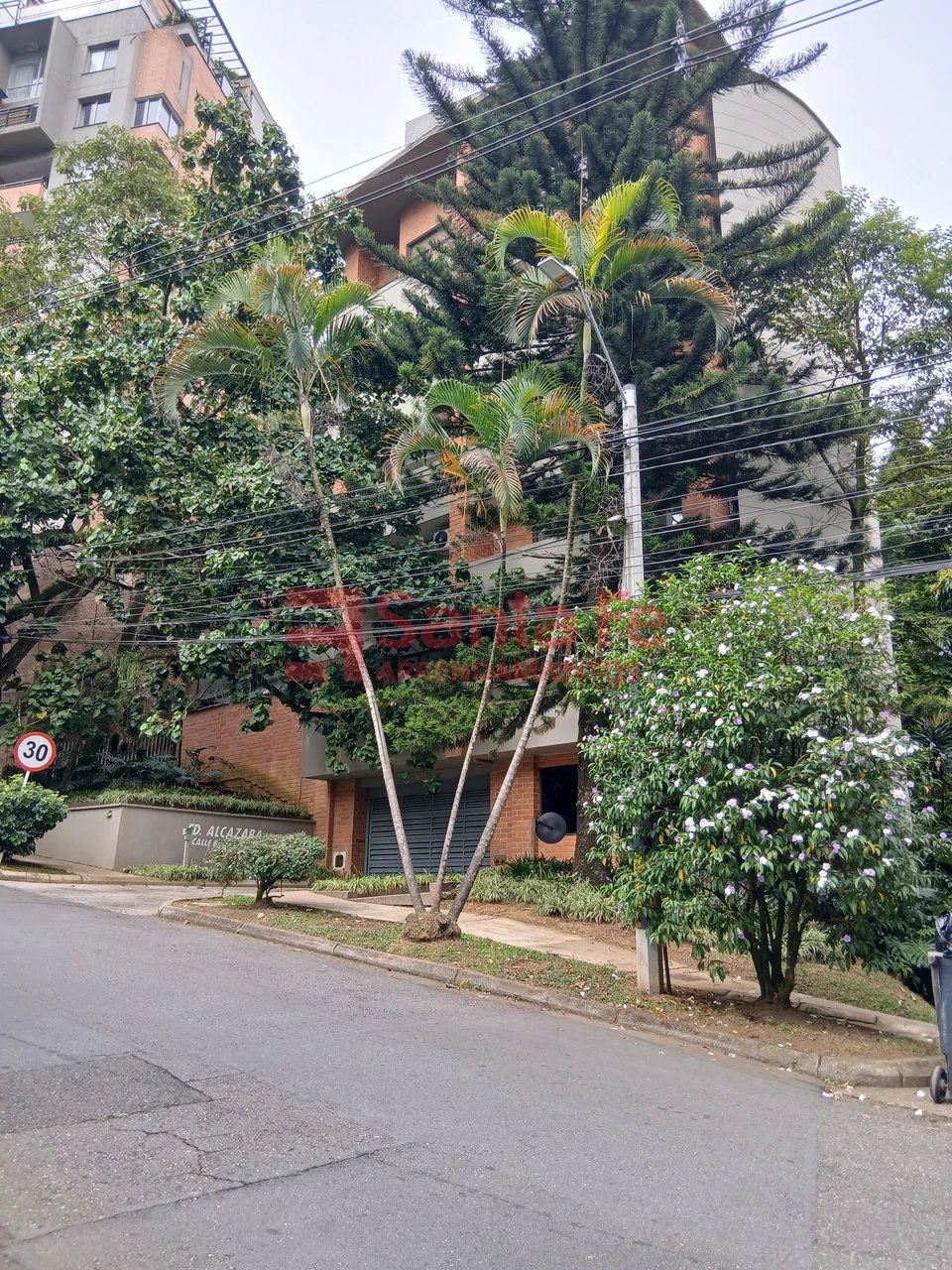 Apartamento en arriendo Antioquia Medellín La Florida 55 m2 Habitaciones 1 Baños 2 Garajes 1 Precio $4600000