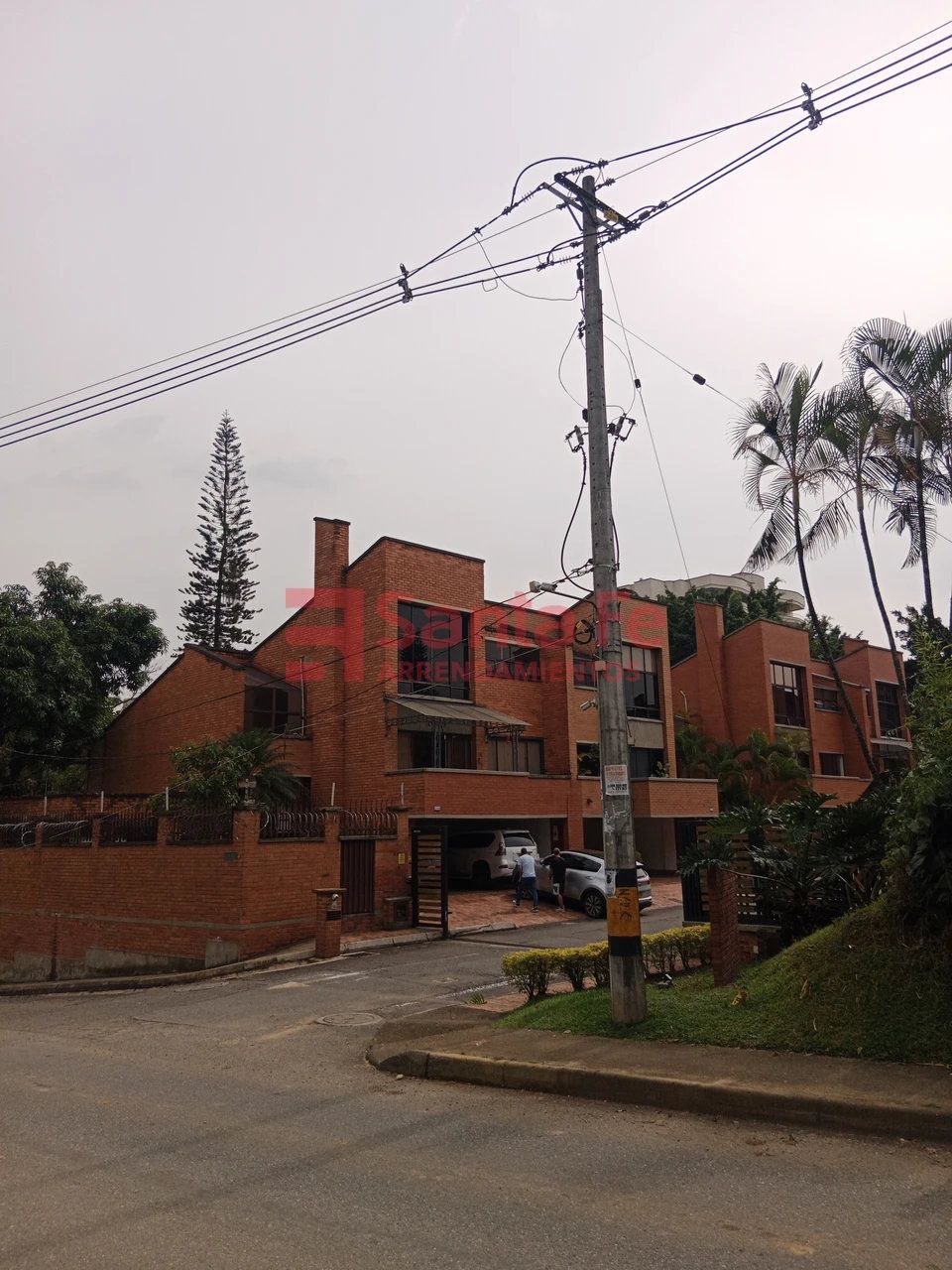 Casa en arriendo Antioquia Medellín Alejandria 340 m2 Habitaciones 4 Baños 6 Garajes 1 Precio $15000000