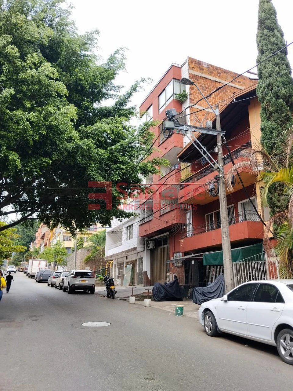 Apartamento en arriendo Antioquia Medellín La Mansion 120 m2 Habitaciones 4 Baños 2 Garajes 0 Precio $2000000