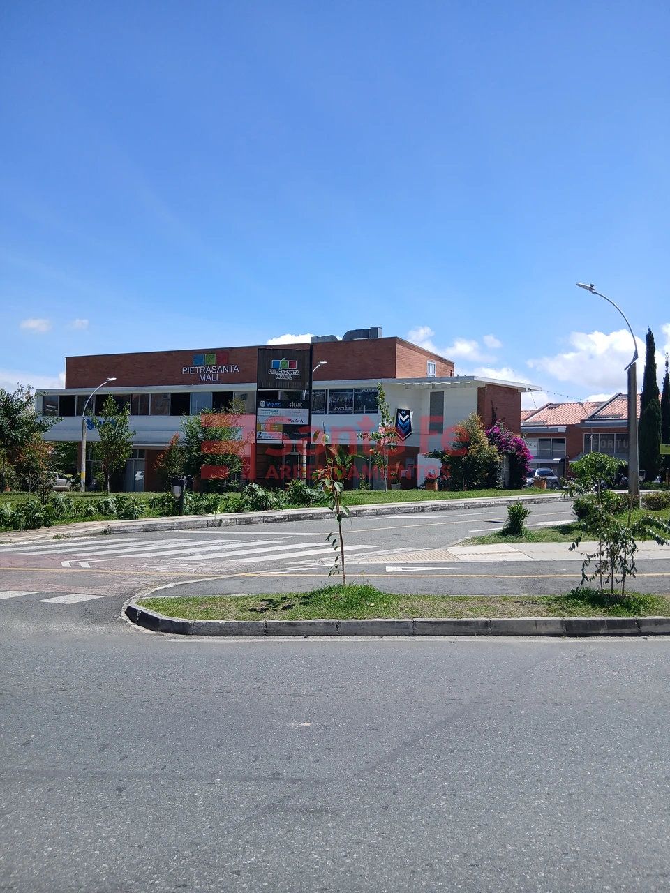 Local en arriendo Antioquia Medellín Trinidad 40 m2 Habitaciones 0 Baños 0 Garajes 2 Precio $2200000