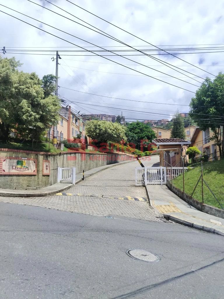 Apartamento en arriendo Antioquia Medellín Palenque 70 m2 Habitaciones 3 Baños 2 Garajes 1 Precio $2000000