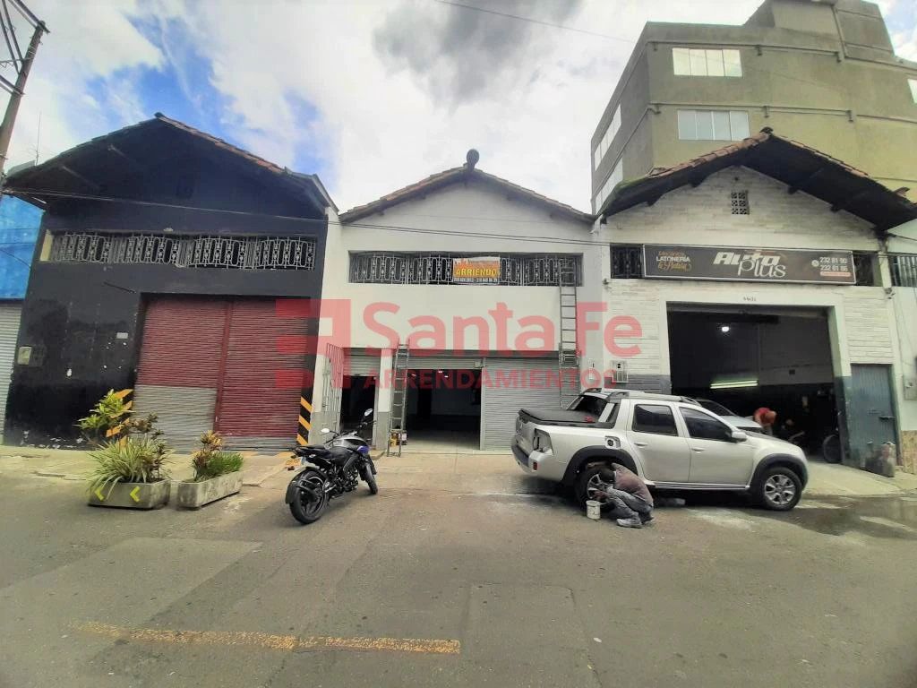Bodega en arriendo Antioquia Medellín Perpetuo Socorro 140 m2 Habitaciones 0 Baños 2 Garajes 0 Precio $10000000