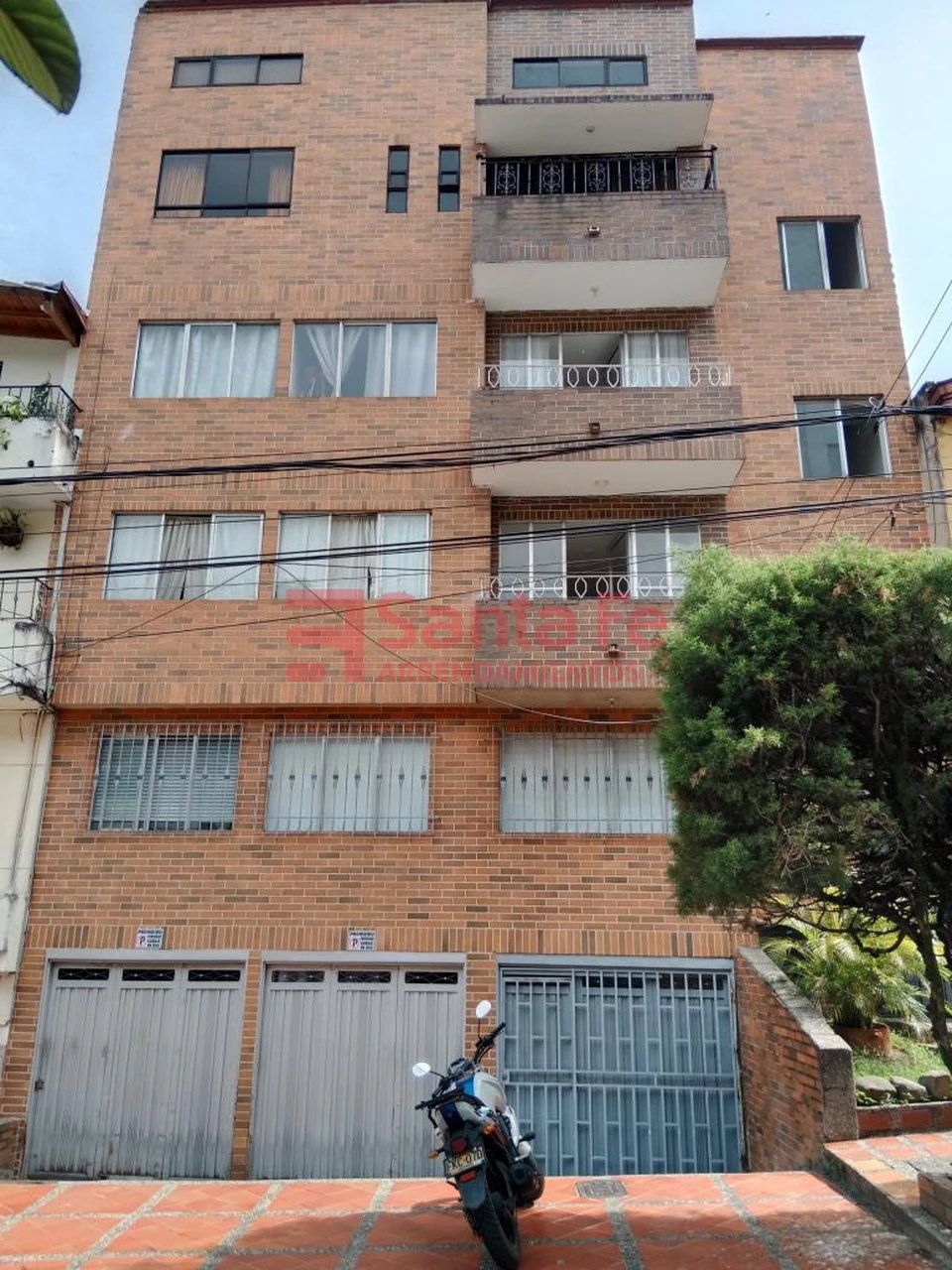 Apartamento en arriendo Antioquia Medellín La Pradera 33 m2 Habitaciones 1 Baños 1 Garajes 0 Precio $1250000