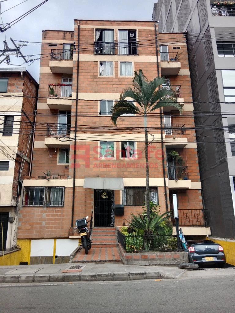 Local en arriendo Antioquia Medellín San Javier No1 600 m2 Habitaciones 0 Baños 1 Garajes 0 Precio $6500000