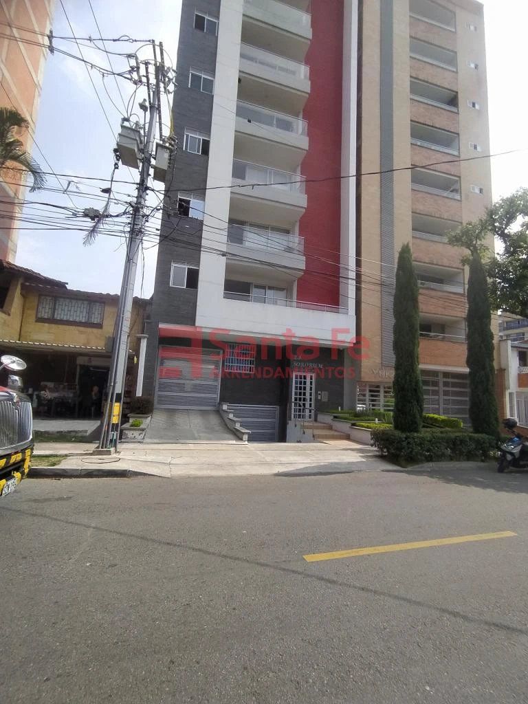 Apartamento en arriendo Antioquia Medellín El Velodromo 170 m2 Habitaciones 4 Baños 3 Garajes 2 Precio $5800000