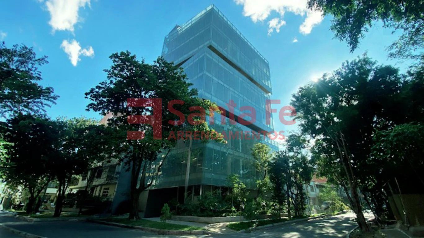 Local en arriendo Antioquia Medellín El Velodromo 270 m2 Habitaciones 0 Baños 2 Garajes 1 Precio $31000000