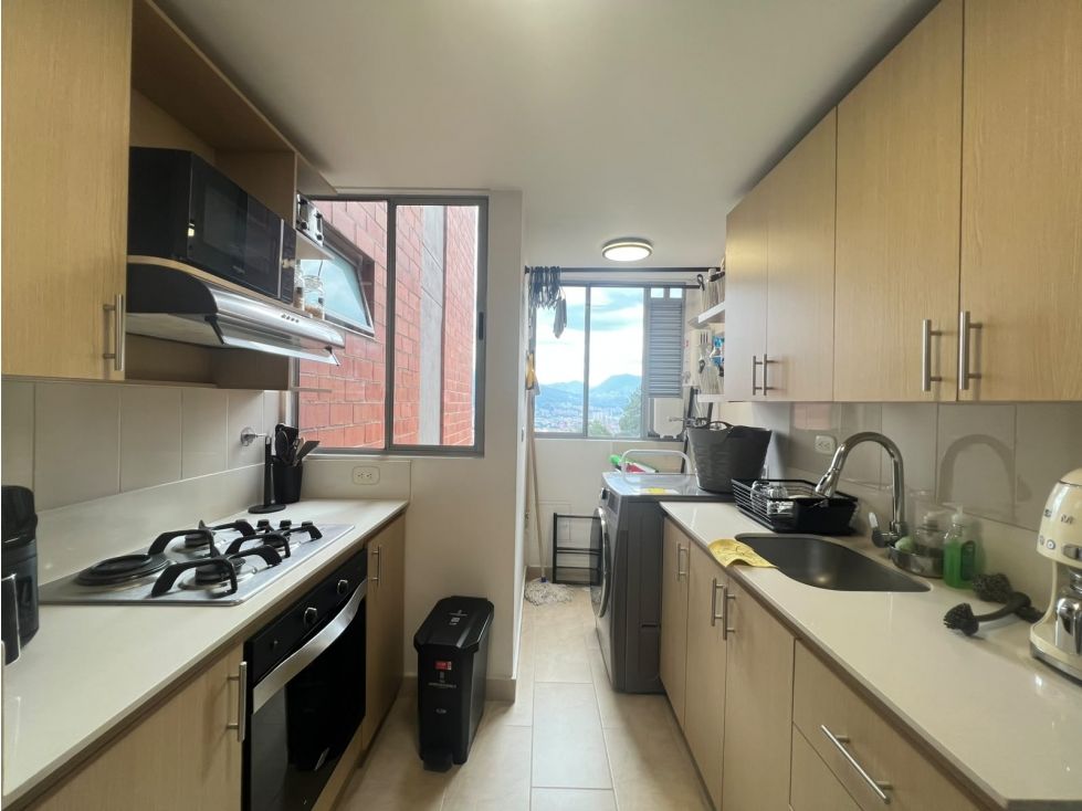 Apartamento en arriendo Antioquia Envigado El Chinguí 75 m2 Habitaciones 3 Baños 2 Garajes 1 Precio $3600000