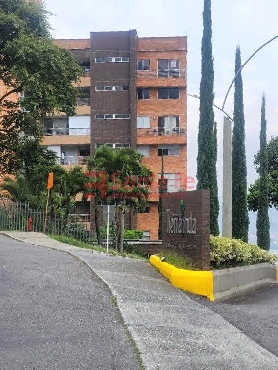 Apartamento en arriendo Antioquia Envigado La Pradera 135 m2 Habitaciones 3 Baños 4 Garajes 2 Precio $5300000