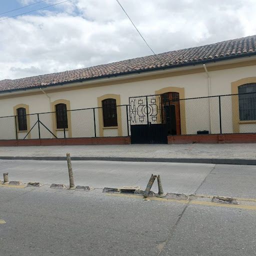 Local en arriendo Cundinamarca Bogotá Bosa 27 m2 Habitaciones 0 Baños 0 Garajes 0 Precio $1980000