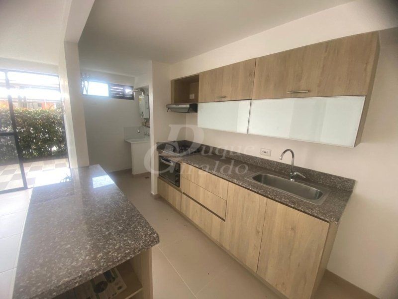 Apartamento en arriendo Antioquia La Ceja Ofir 65 m2 Habitaciones 3 Baños 2 Garajes 1 Precio $2800000