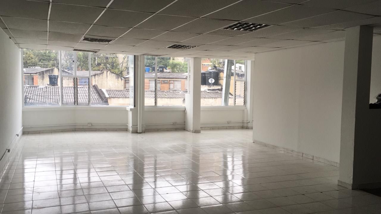Oficina en arriendo Cundinamarca Bogotá Quinta Paredes 90 m2 Habitaciones 0 Baños 1 Garajes 0 Precio $1350000