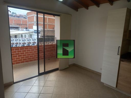 Casa en arriendo Antioquia Medellín Sucre 105 m2 Habitaciones 3 Baños 2 Garajes 0 Precio $2500000