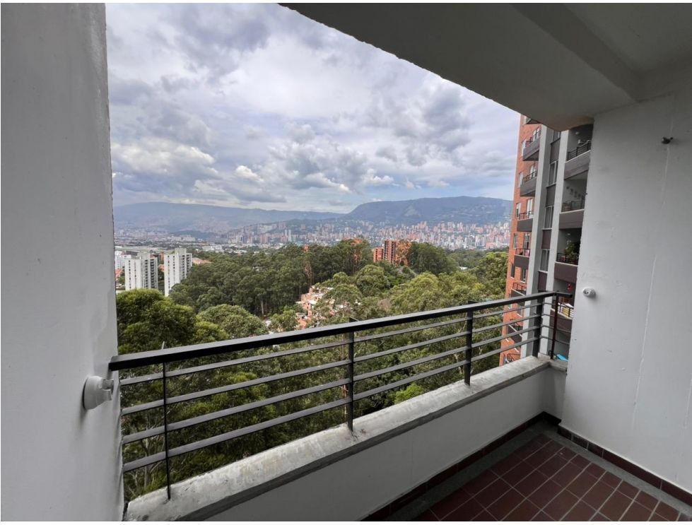Apartamento en venta Antioquia Medellín La Hondonada 64 m2 Habitaciones 3 Baños 2 Garajes 0 Precio $360000000