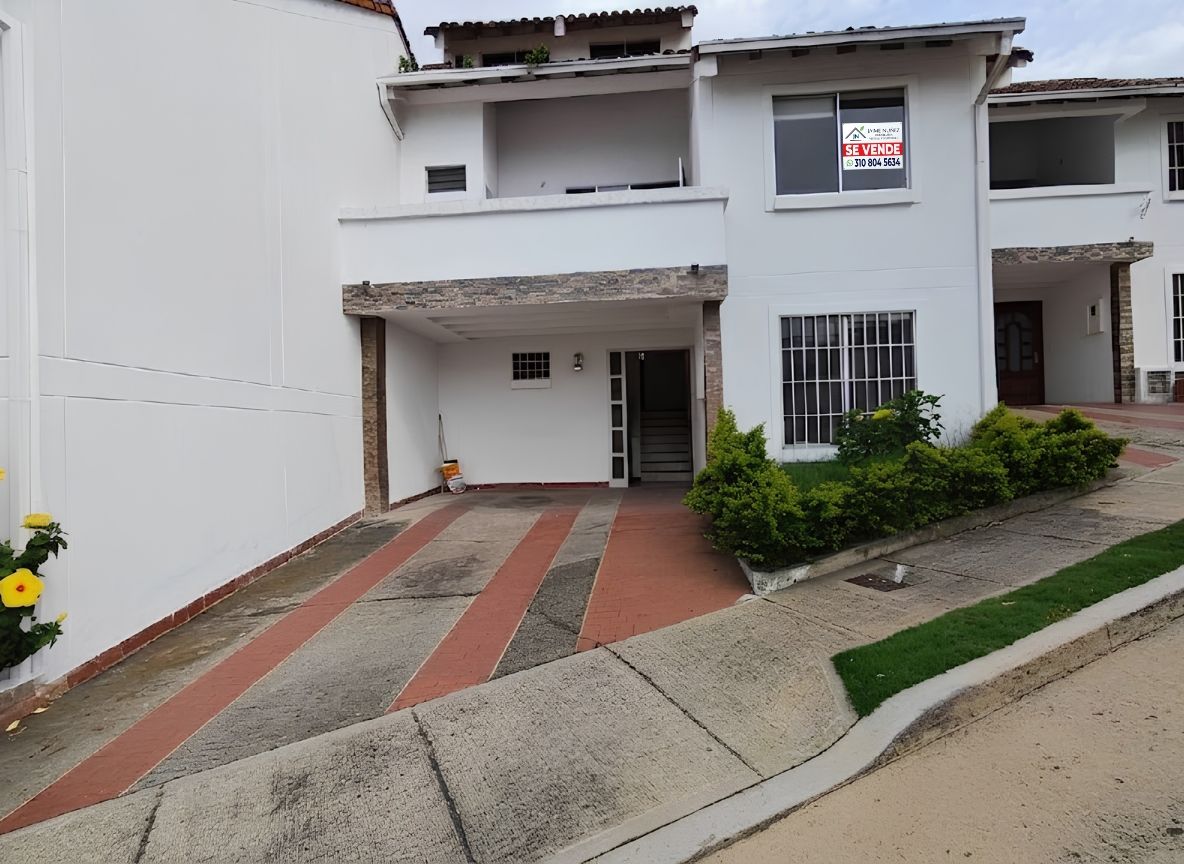 Casa en venta Santander Bucaramanga El Tejar 140 m2 Habitaciones 3 Baños 2 Garajes 1 Precio $800000000