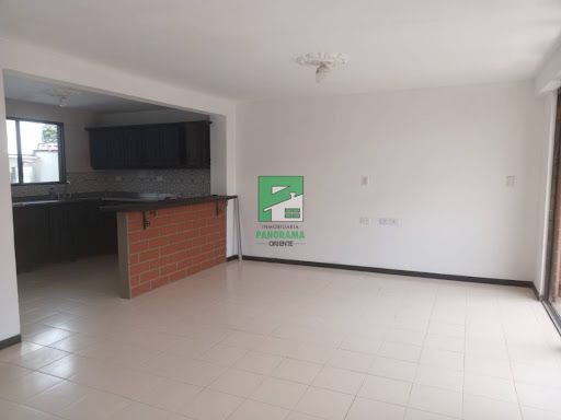 Casa en arriendo Antioquia Rionegro Centro 220 m2 Habitaciones 4 Baños 3 Garajes 0 Precio $4700000