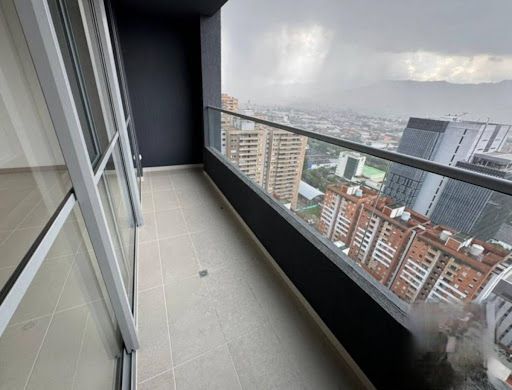 Apartamento en arriendo Antioquia Medellín Simesa 130 m2 Habitaciones 3 Baños 4 Garajes 2 Precio $5500000