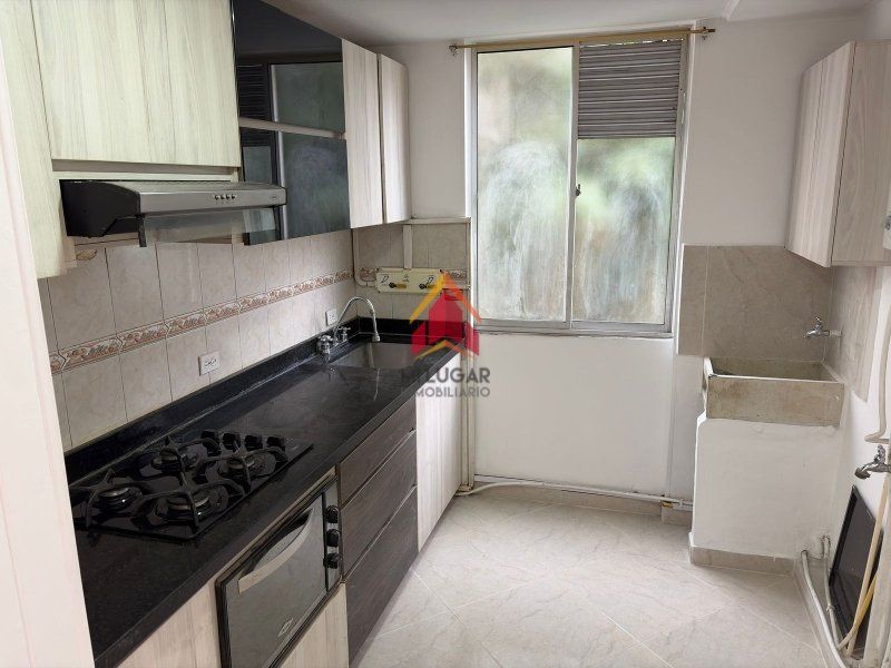 Apartamento en arriendo Antioquia Envigado Las Flores 75 m2 Habitaciones 3 Baños 2 Garajes 1 Precio $2700000