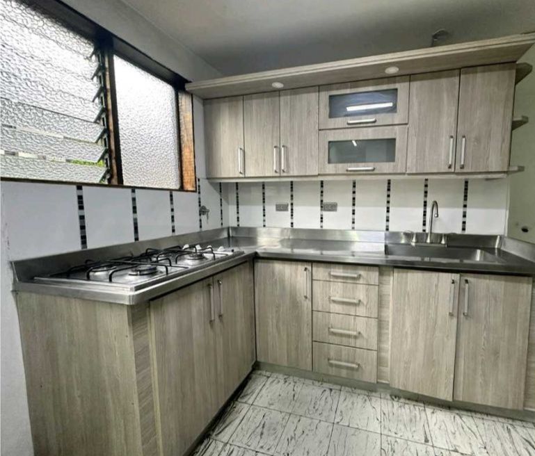 Apartamento en arriendo Antioquia Envigado San José 90 m2 Habitaciones 5 Baños 2 Garajes 0 Precio $3000000