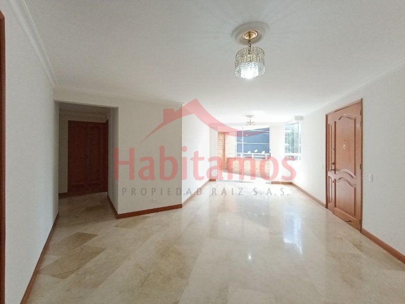 Apartamento en arriendo Antioquia Medellín Laureles 112 m2 Habitaciones 3 Baños 3 Garajes 1 Precio $5500000
