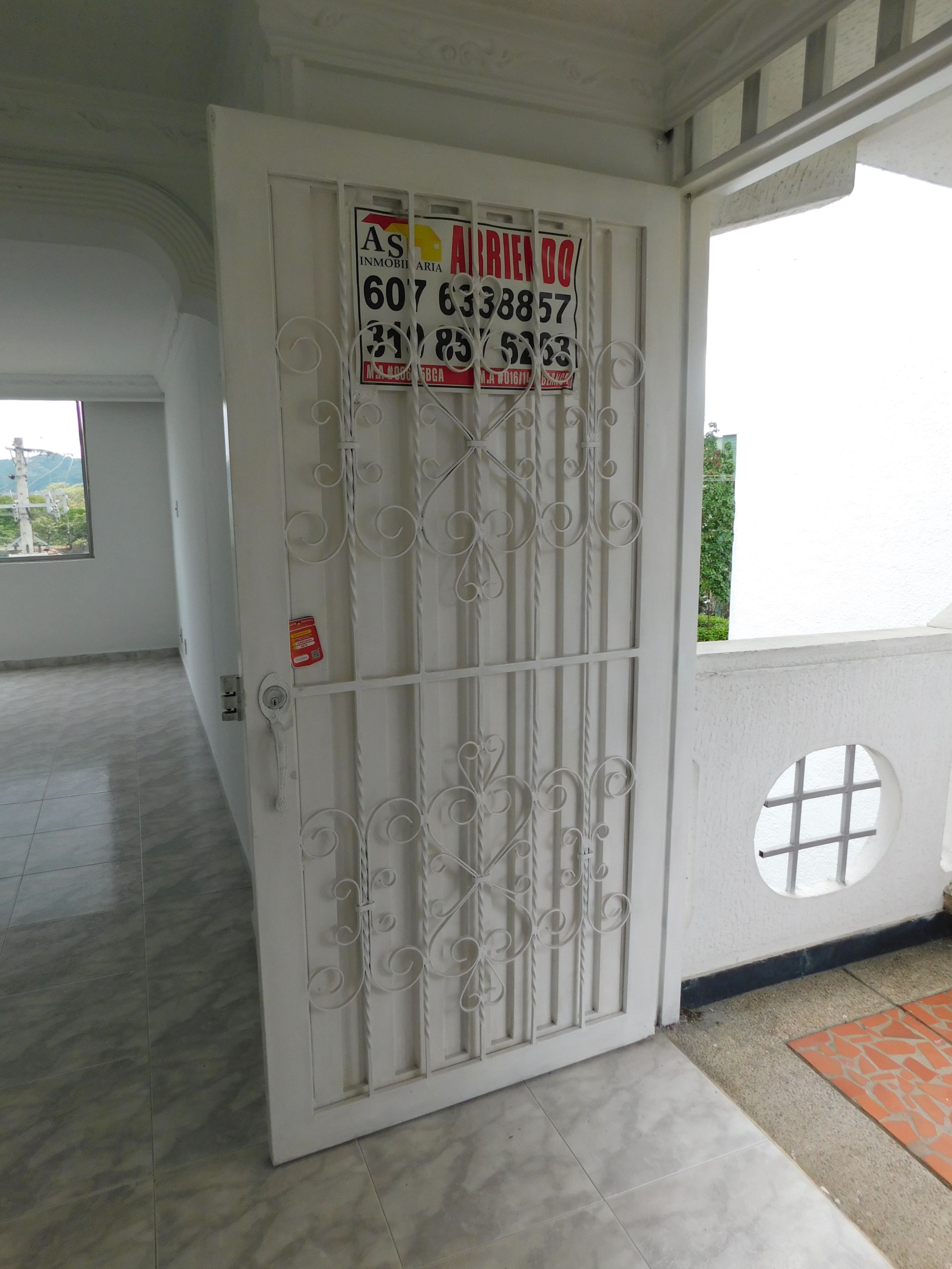 Apartamento en arriendo Santander Bucaramanga Cd Real De Minas 70 m2 Habitaciones 3 Baños 1 Garajes 1 Precio $1696000