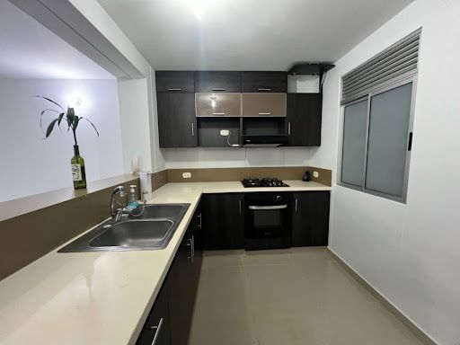 Apartamento en arriendo Valle Del Cauca Cali Conjunto Residencial Valparaiso Ciudad Bochalema 80 m2 Habitaciones 3 Baños 3 Garajes 1 Precio $2300000